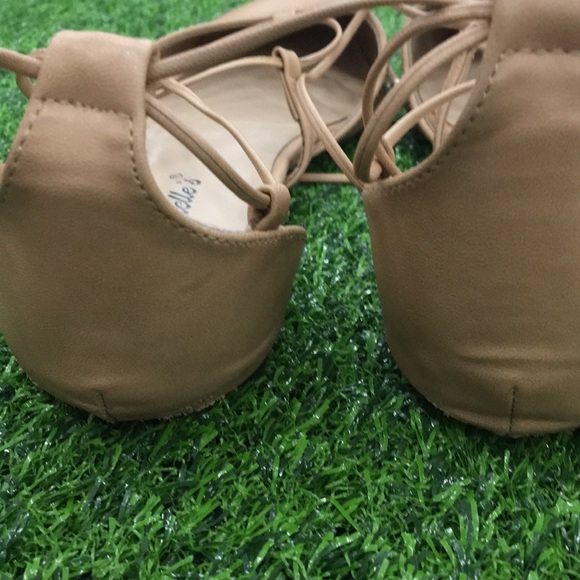 Breckelles pointy toe ankle wrap ballet flats - Picture 4 of 8